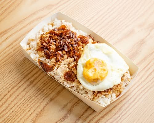 R7 古早味雞絲飯 / SHREDDED CHICKEN RICE